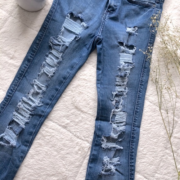ZARA Trafaluc High Waisted Distressed Jeans - Picture 2 of 4